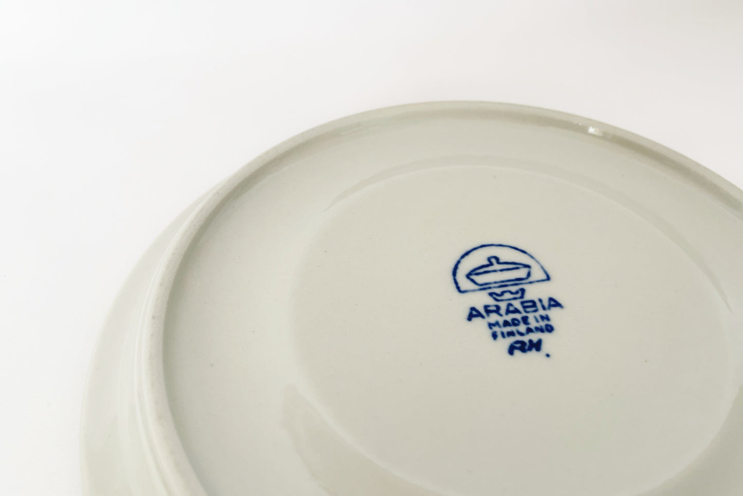 ARABIA Anemone Teacup and Saucer