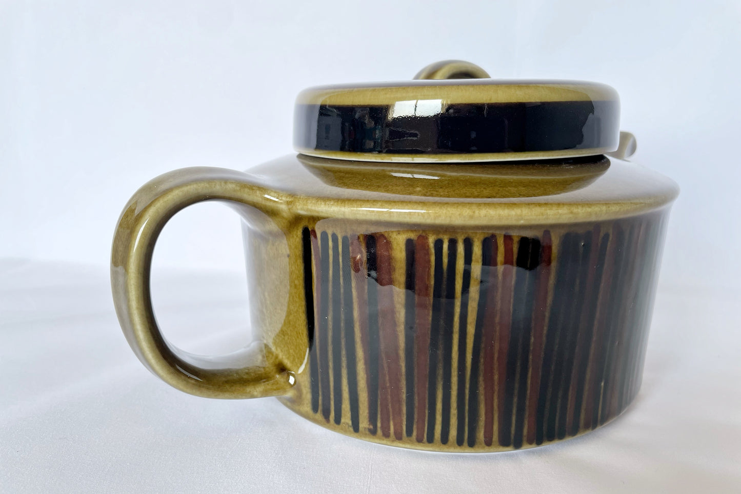 ARABIA kosmos teapot