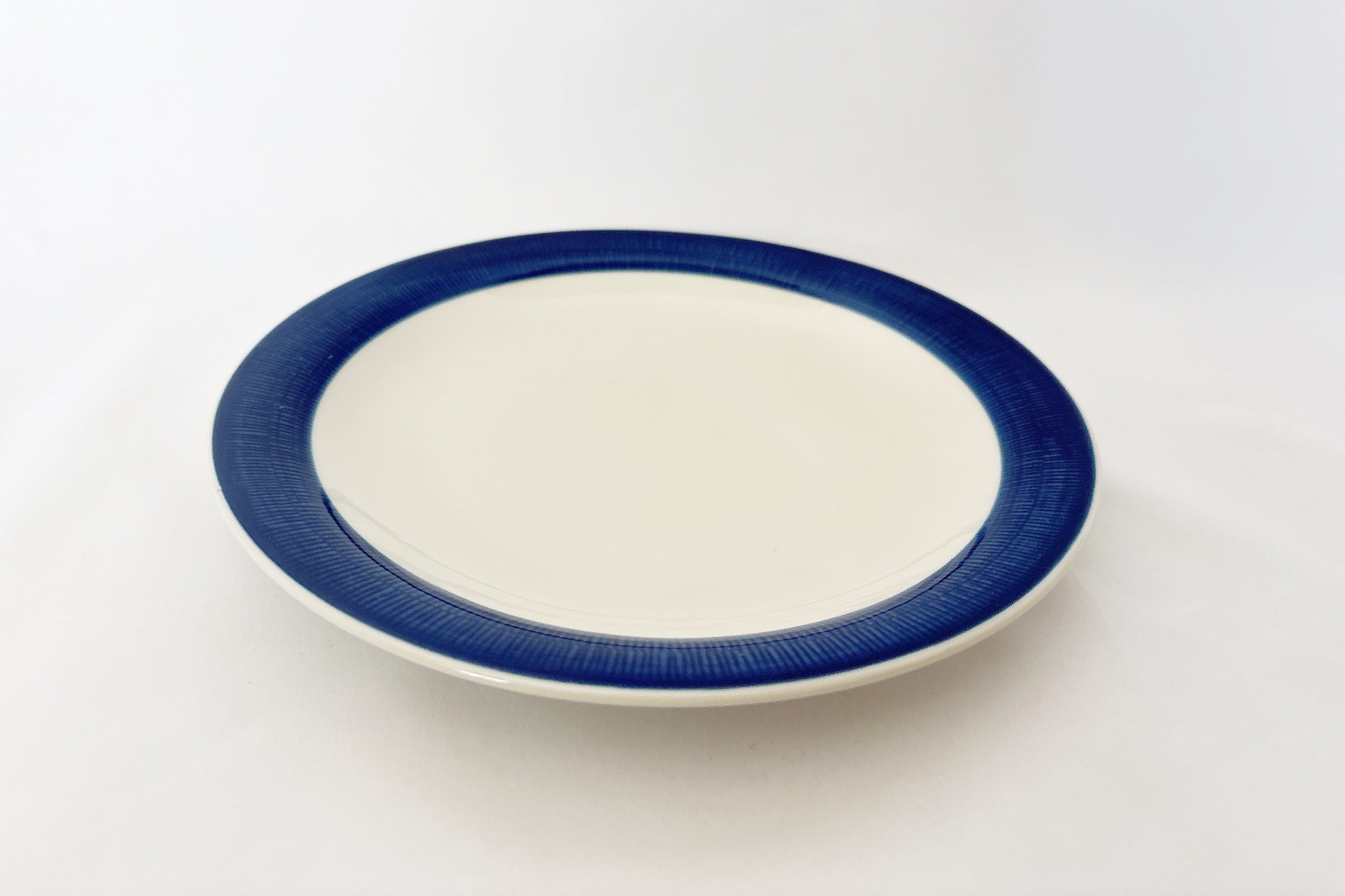 KOKA17cmプレート7枚セット//ヴィンテージ Rörstrand KOKA プレート｜北欧ヴィンテージの青いリム皿 – pieni onnea