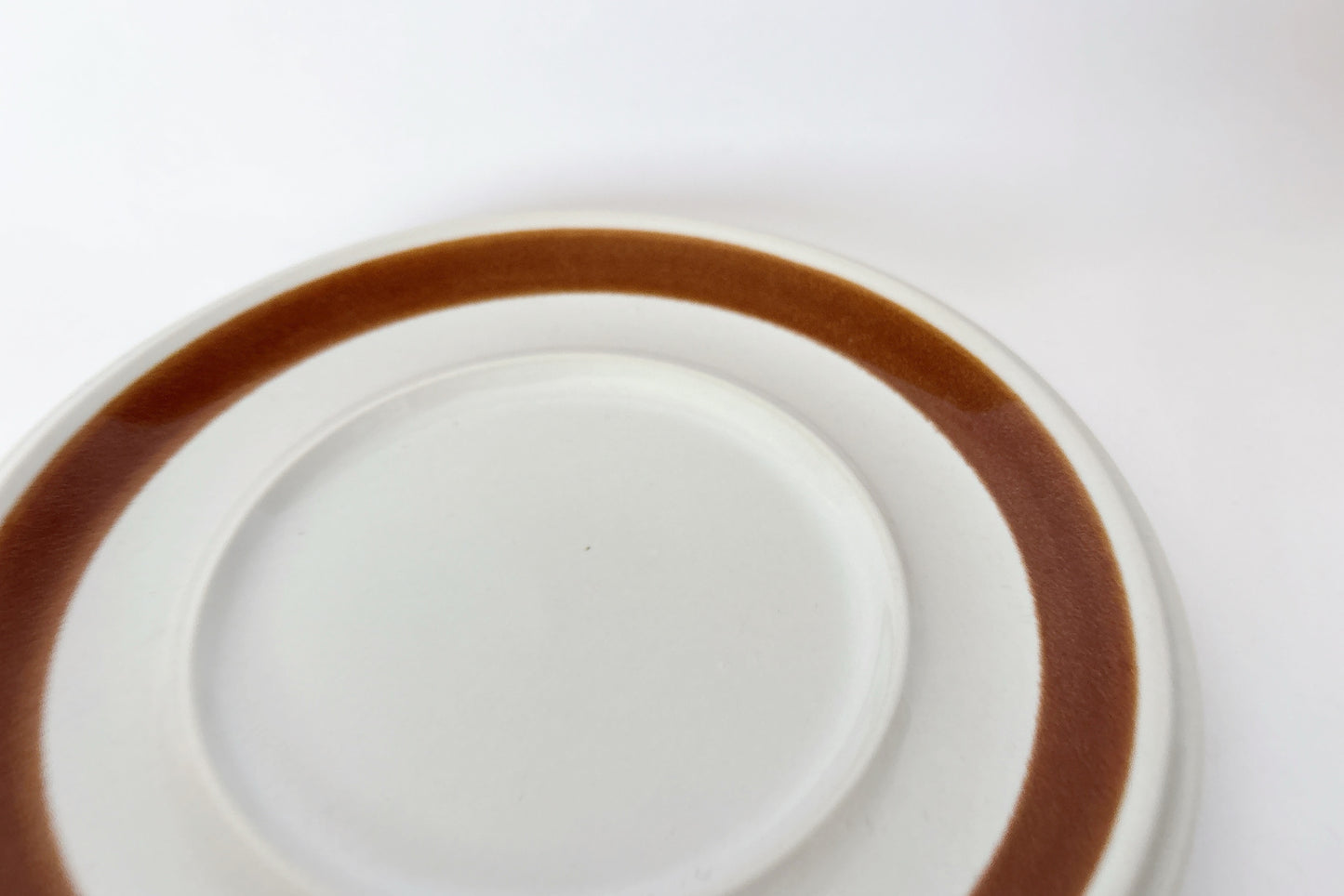 ARABIA Rosmarin カップ＆ソーサー《2客セット》｜静かな朝のぬくもりを分け合う器