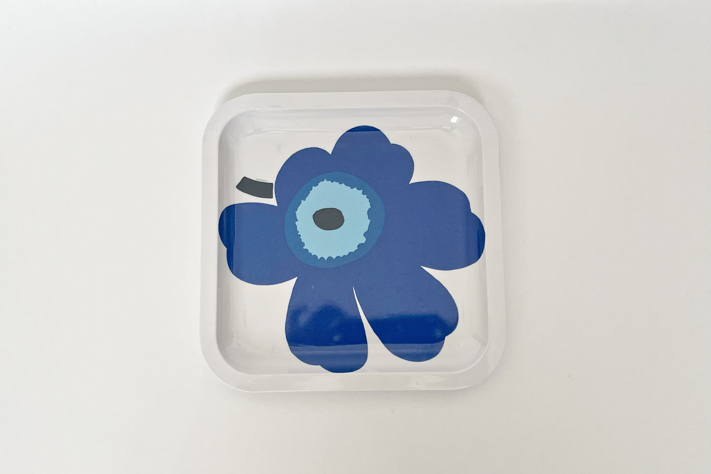 marimekko Unikko melamine plate