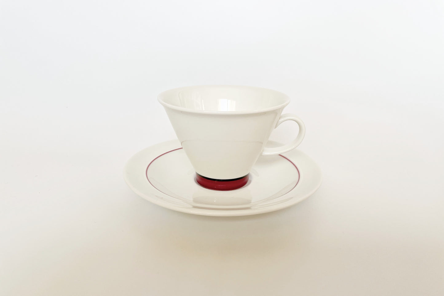 ARABIA Harlekin Red Hat Cup and Saucer