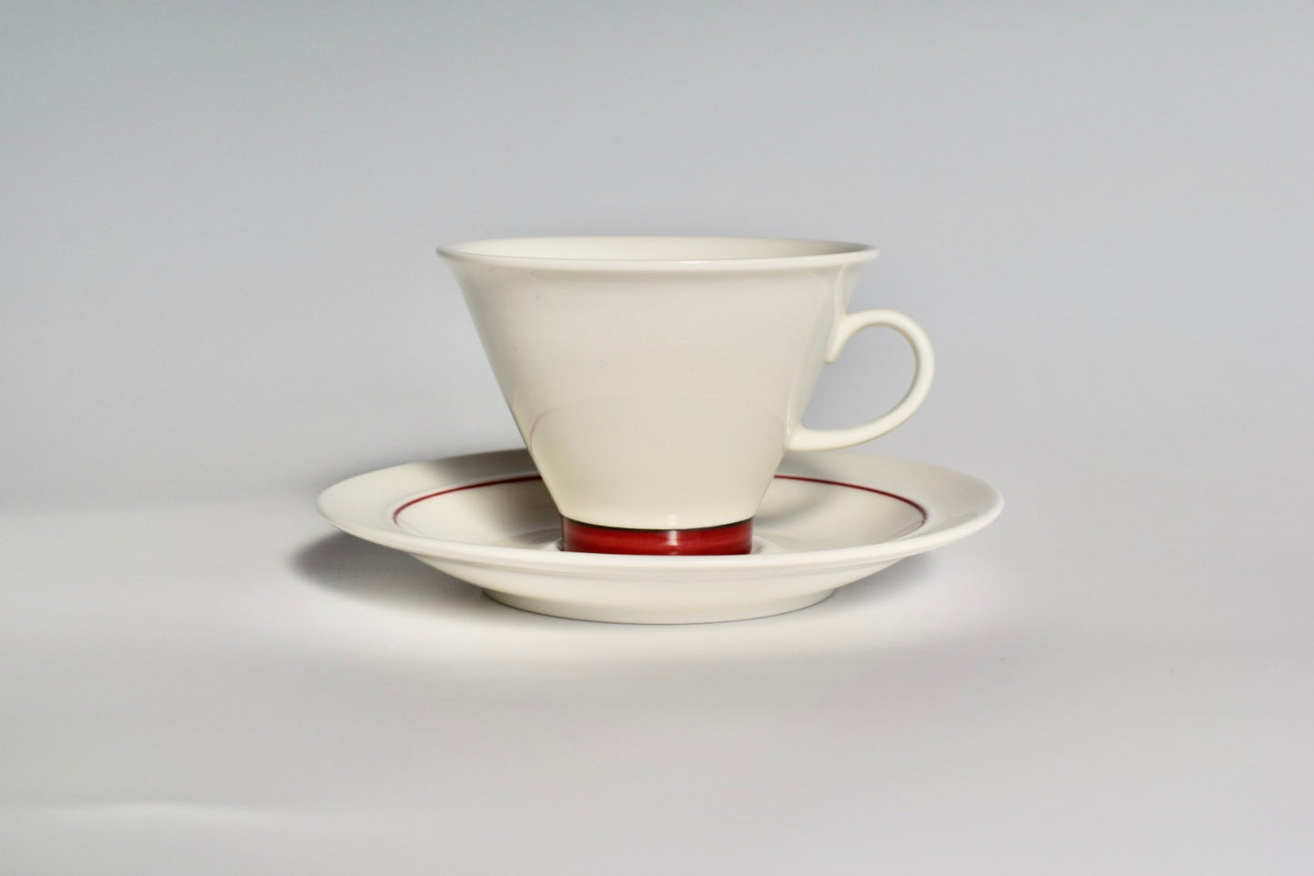 ARABIA Harlekin Red Hat Cup and Saucer