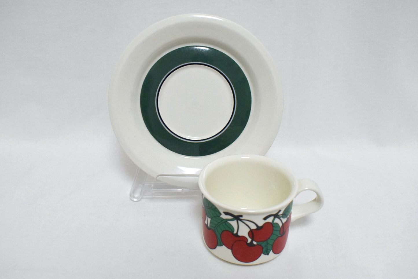 ARABIA Kirsikka Cup and Saucer